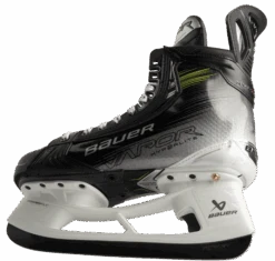 Bauer Vapor Hyperlite2 Senior Hockey Skates 17 Bauer Vapor Hyperlite2 Senior Hockey Skates -Bauer 1061681 BTH23 SKATE VAPOR X5PRO SR tongue detail edit a48c5d06 65ee 48d4 8404 9e5c288696f8