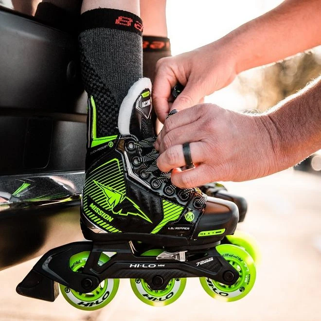 Bauer Mission Lil' Ripper Adjustable Youth Roller Skates 4 Bauer Mission Lil' Ripper Adjustable Youth Roller Skates - Image 4